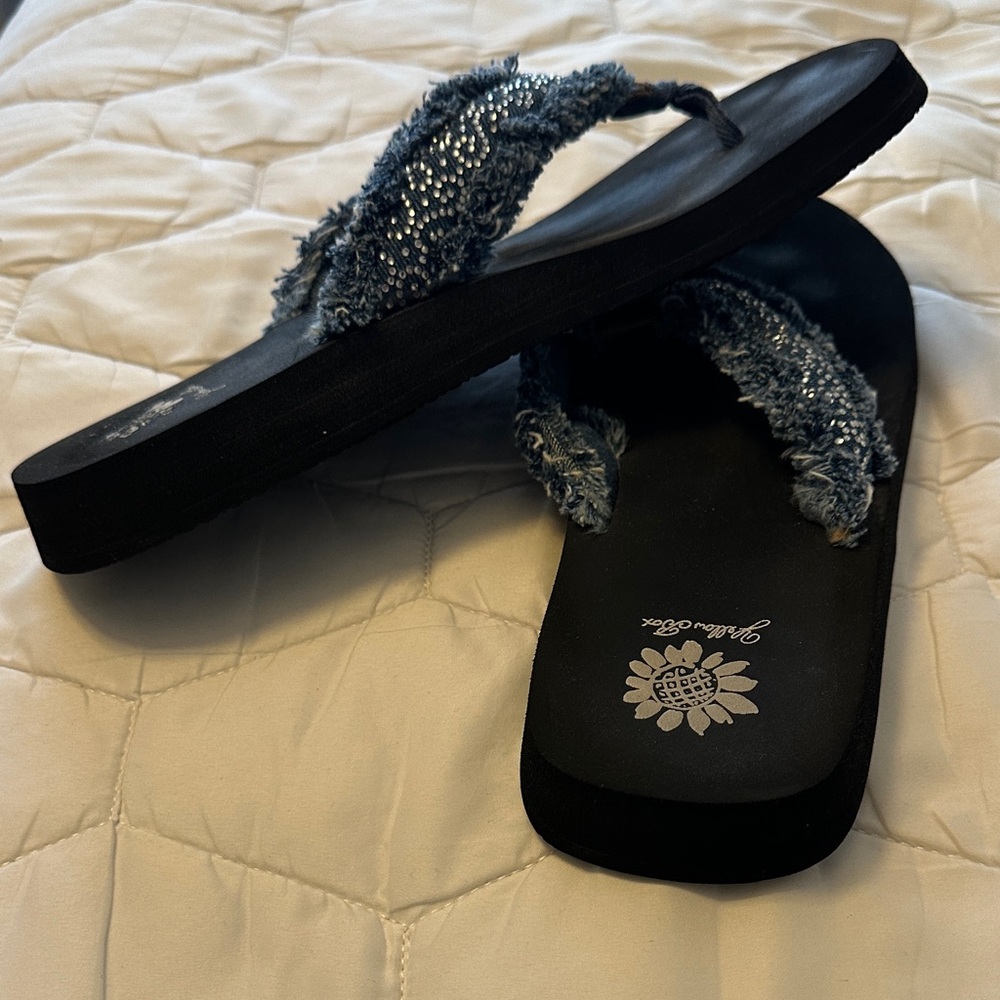 Yellow Box Black and Blue Glitter Sandals - Picture 2 of 3